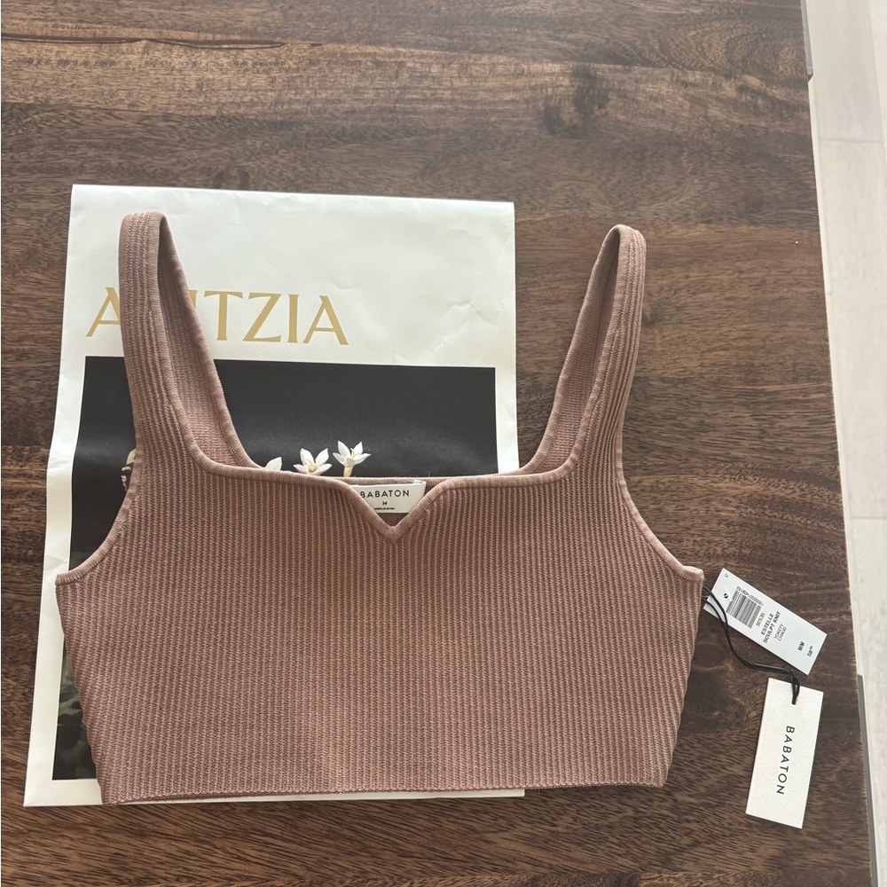 NWT Aritzia Babaton Estelle Sculpt Notch Knit Crop Top in Toasty Chaud